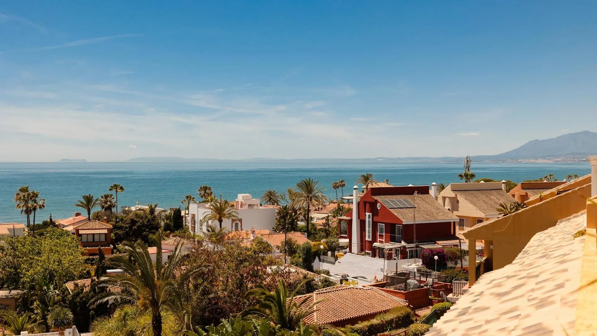 Modern Beachside Penthouse With Amazing Sea Views Marbella