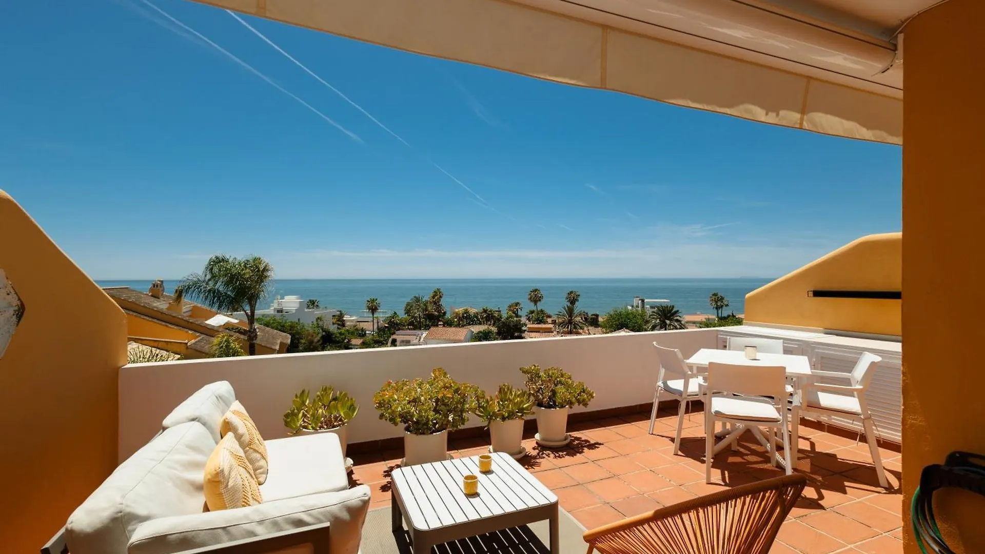 Apartment Modern Beachside Penthouse With Amazing Sea Views Marbella